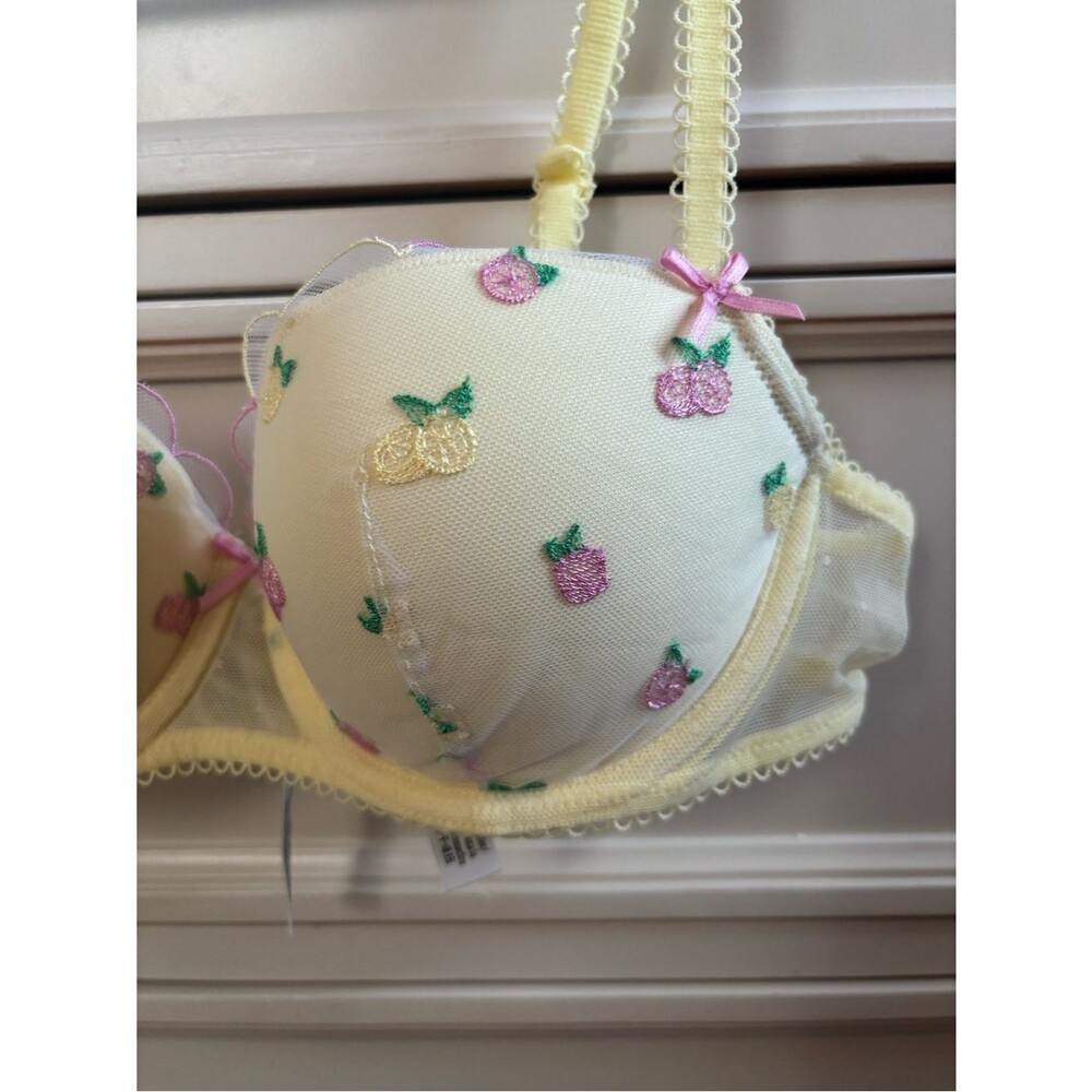 NWT Victoria's Secret PINK Wink Push-Up Balconette Bra Yellow Fruit Lemons 34B - Picture 11 of 13